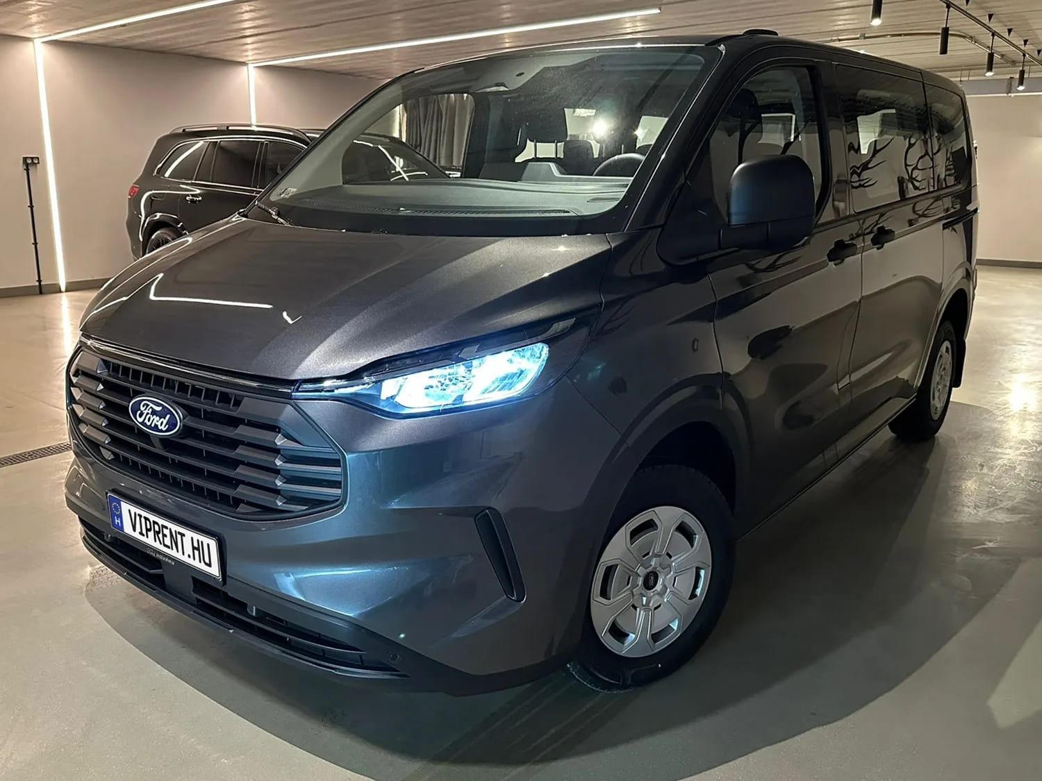 Ford Custom Transit 9 személyes